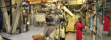 مصانع الأعلاف