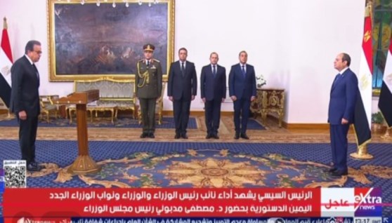 الدكتور خالد عبد الغفار يؤدي اليمين الدستورية