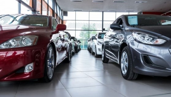 معرض سيارات