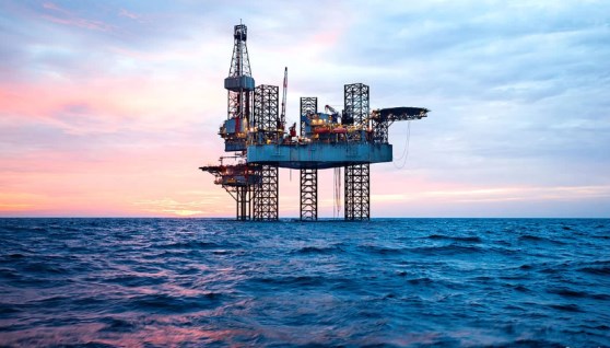 حفار بترولي- أرشيفية