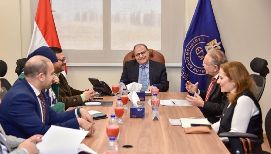 جانب من لقاء رئيس هيئة الدواء وشركة إيبيكو للأدوية
