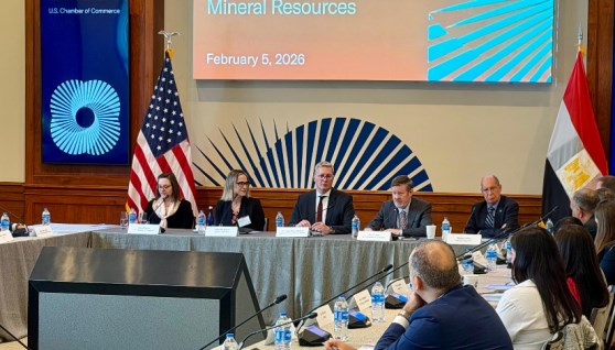 وزير البترول خلال لقائه بمقر غرفة التجارة الأمريكية