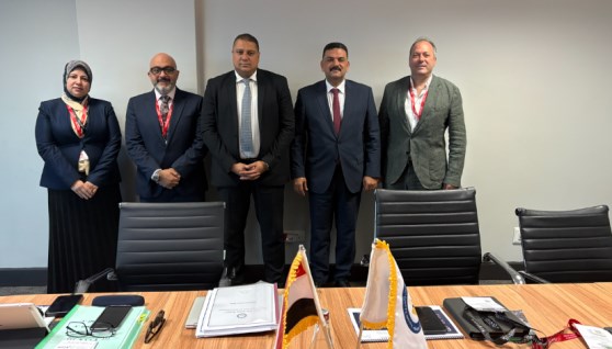 جانب من لقاءات وفد وزارة البترول والثروة المعدنية المشاركة في مؤتمر التعدين الأفريقي «إندابا 2026»