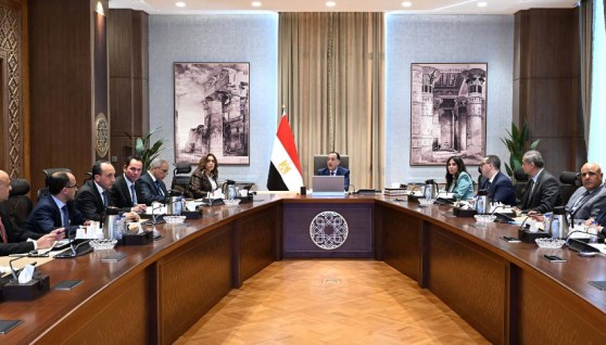 جاتب من اجتماع متابعة الموقف التنفيذي لملفات التصالح في مخالفات البناء