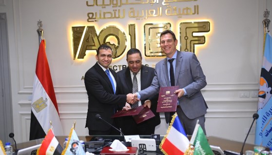 جانب من تعاون زيروتك شنايدر إلكتريك والهيئة العربية للتصنيع