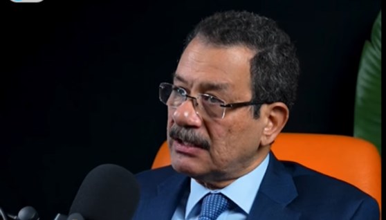 الدكتور أحمد درويش، وزير التنمية الإدارية الأسبق