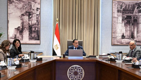 جانب من اجتماع رئاسة الوزراء