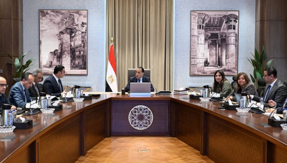 جانب من اجتماع رئاسة الوزراء
