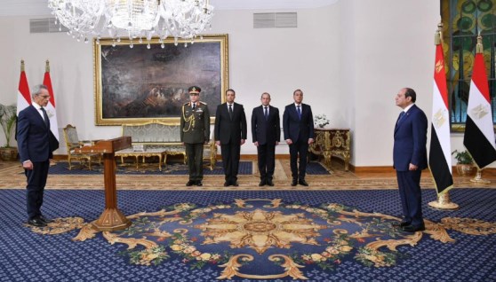  المستشارهاني حنا، وزير شئون المجالس النيابية