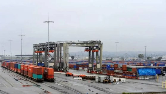 ميناء لوس أنجلوس