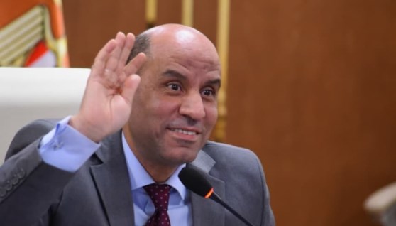 حسن الرداد وزير العمل