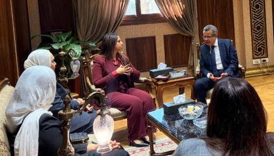 رئيس الجهاز المركزي للمحاسبات يستقبل وفدًا من نائبات مجلس النواب