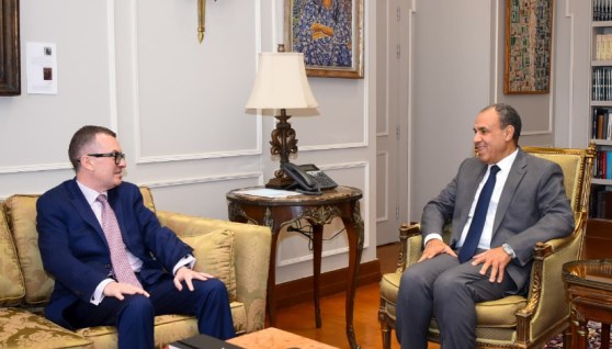 وزير الخارجية يستقبل وزير التخطيط والتنمية الاقتصادية