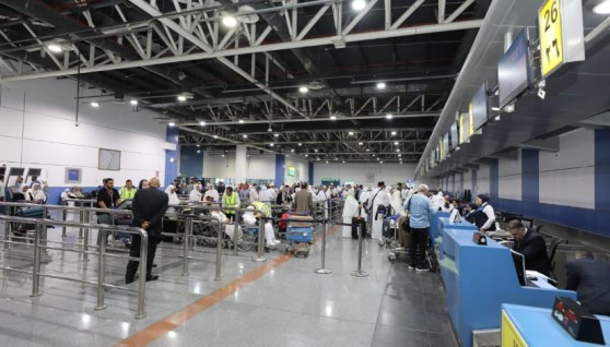 مطار االقاهرة 