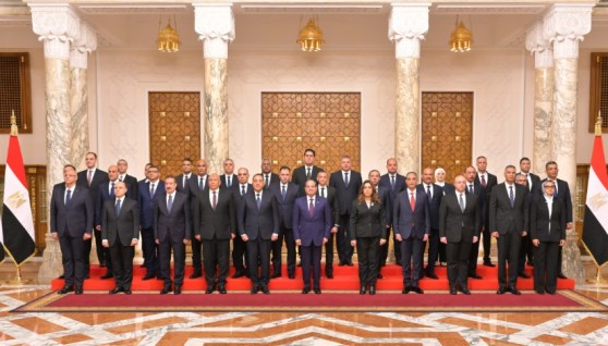 الرئيس السيسي مع المحافظين الجدد