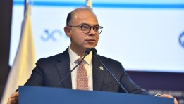 الدكتور محمد فريد وزير الاستثمار