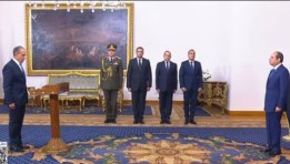 وزير الخارجية يؤدي اليمين الدستورية