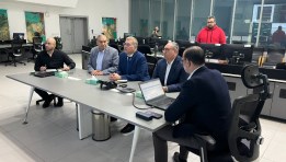 جانب من العمل