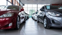 معرض سيارات