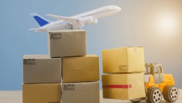 سوق الشحن والخدمات واللوجستية