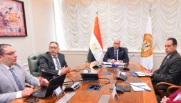 اجتماع وزير العمل 