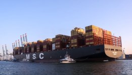 ميناء دمياط