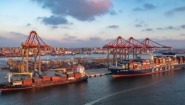 موانئ البحر الأحمر