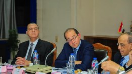 وزير المالية خلال حوار مفتوح مع شعبة مزاولي المهن الحرة للمحاسبة والمراجعة بنقابة التجاريين