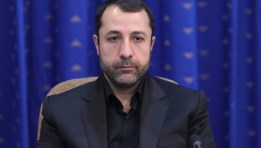 علي صالح آبادي السفير الإيراني