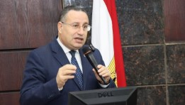 الدكتور عبد العزيز حسانين قنصوة وزير التعليم العالمي