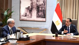  الدكتور مصطفى مدبولي خلال اجتماع مع الدكتور حسين عيسي نائب رئيس مجلس الوزراء للشئون الاقتصادية 