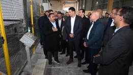 خلال الجولة التفقدية لوزير الصناعة 
