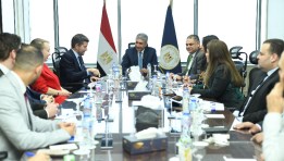 وزير السياحة والآثار 