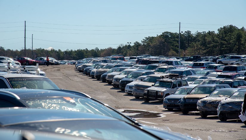 مزاد سيارات