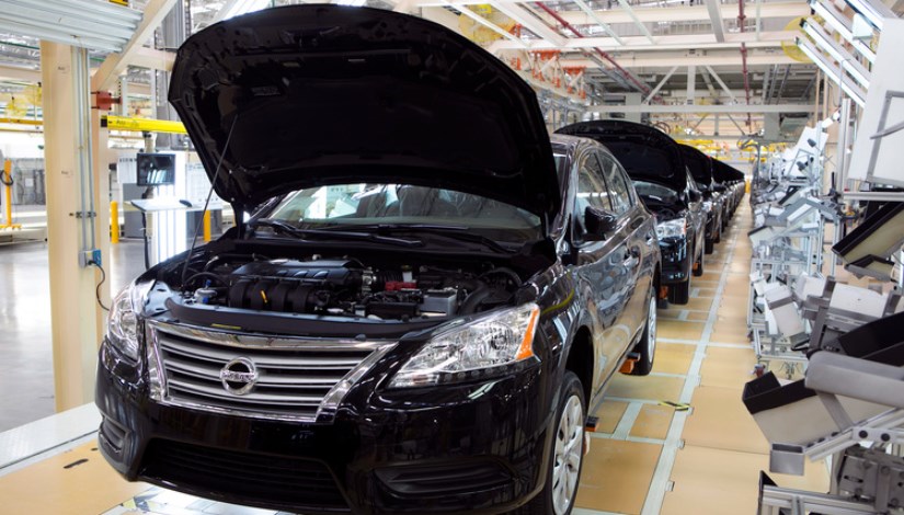 صناعة سيارات نيسان