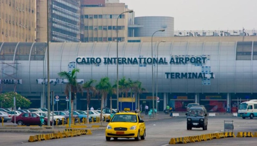 مطار القاهرة