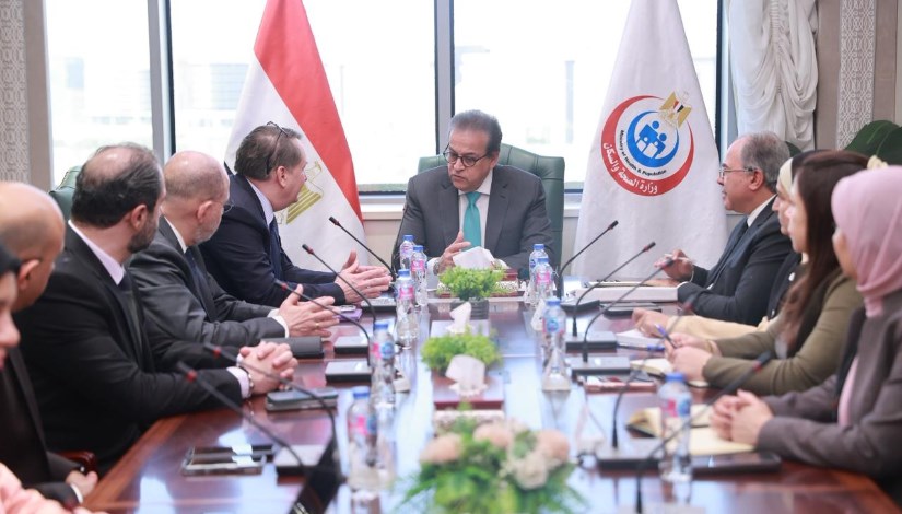 جانب من اجتماع وزير الصحة مع شركة جنرال إلكتريك