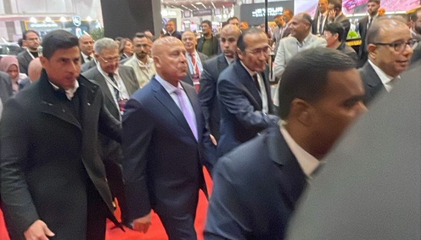  الفريق كامل الوزير نائب رئيس مجلس الوزراء للتنمية الصناعية 