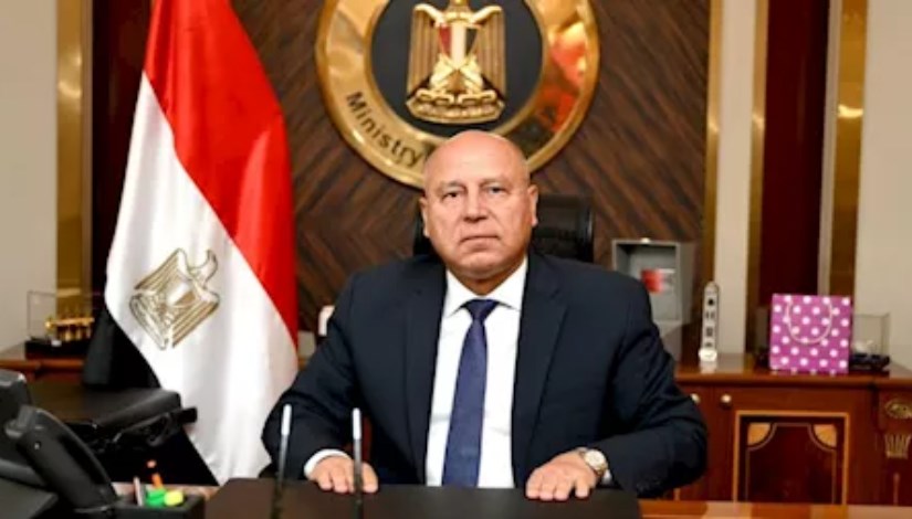 الفريق كامل الوزير وزير النقل