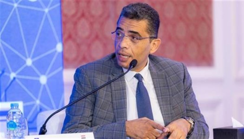  الدكتور وليد عبد العظيم 