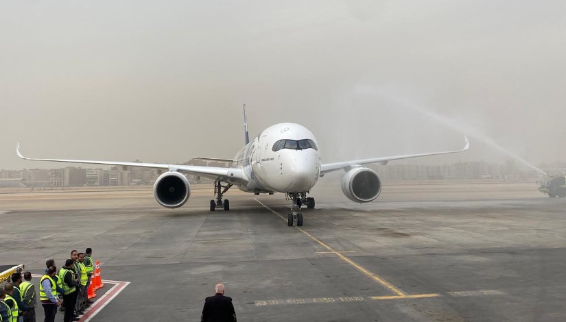 طائرة من طراز إيرباص A350-900