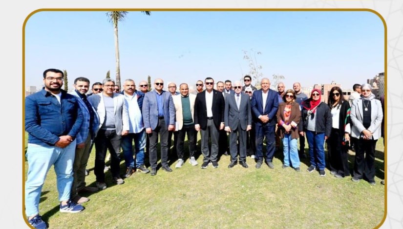 وزير الإسكان ومستشار رئيس الجمهورية يتابعان موقف مشروع "حدائق تلال الفسطاط"