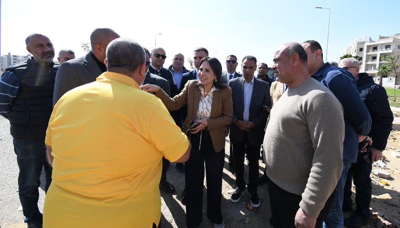 جولة المهندسة راندة المنشاوي وزيرة الإسكان بمدينة الشروق