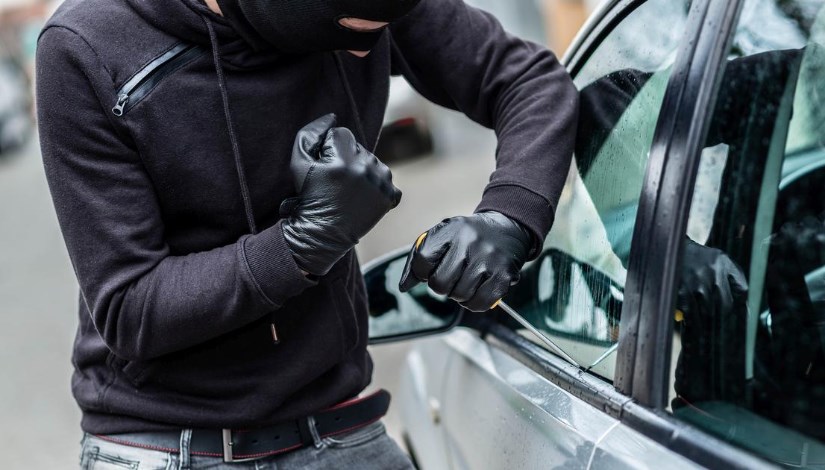 سرقة سيارات - صورة أرشيفية