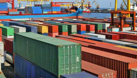 استيراد السلع الغذائية