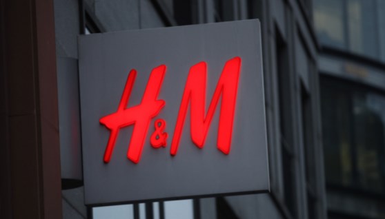 شركة الأزياء السويدية H&M 