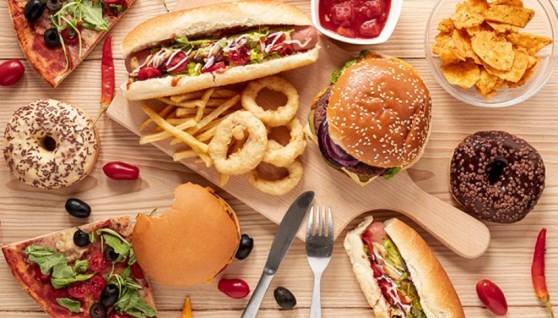 وجبات سريعة 