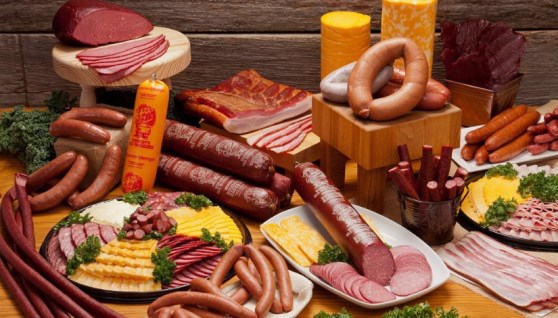 اللحوم المعلبة 