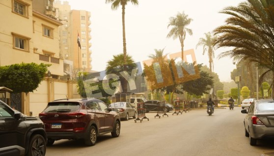 نشاط رياح وأتربة شديدة