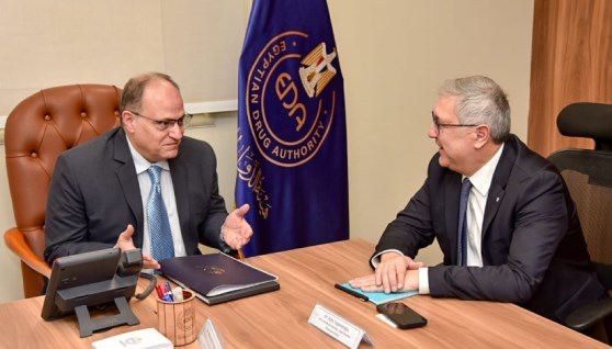 رئيس هيئة الدواء المصرية ووفد شركة عبدي إبراهيم التركية